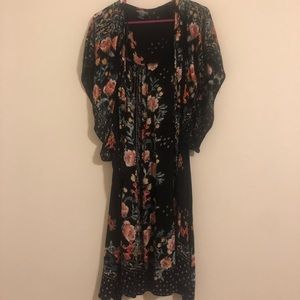 Black floral Kimono